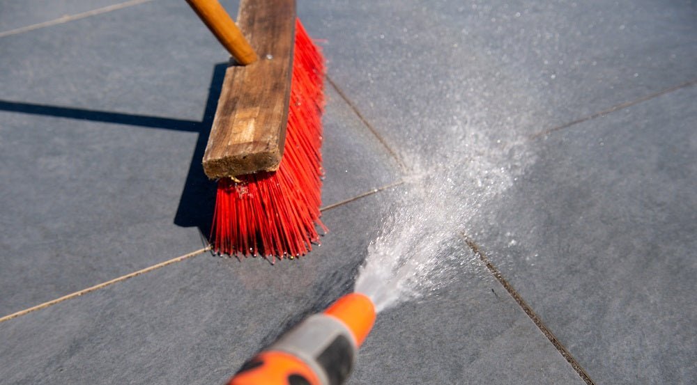 Hoe houd je keramische tegels in topconditie? Tips voor onderhoud en reiniging! - Tegeleend