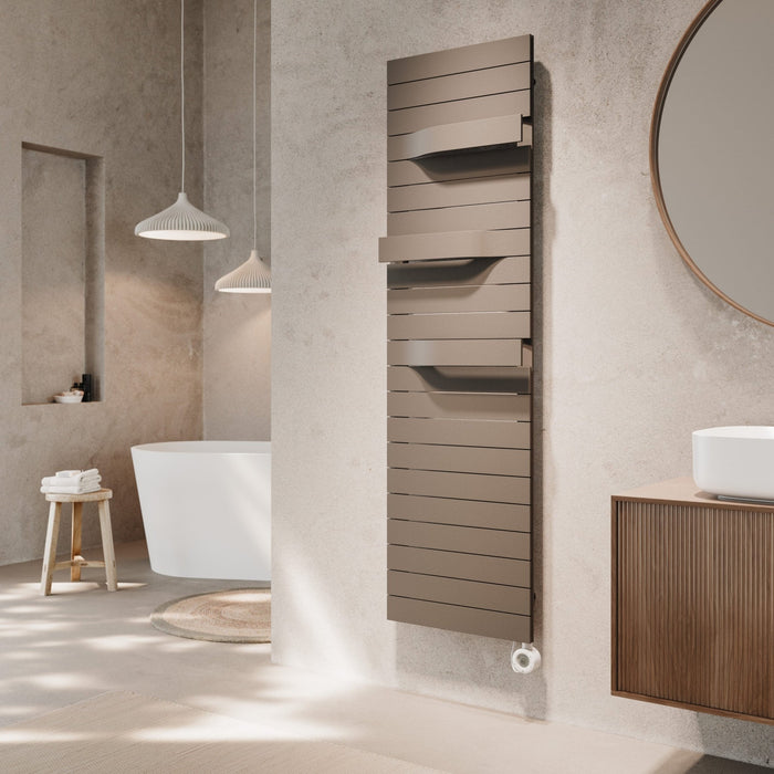 Freja Badkamerradiator ELEKTRISCH, 600 Watt, afm. H 1197 x L 500 mm, incl. wandconsoles, standaard wit - Tegeleend