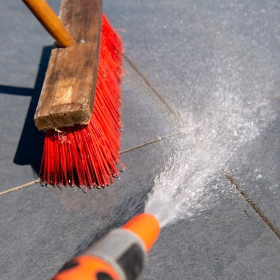 Hoe houd je keramische tegels in topconditie? Tips voor onderhoud en reiniging! - Tegeleend