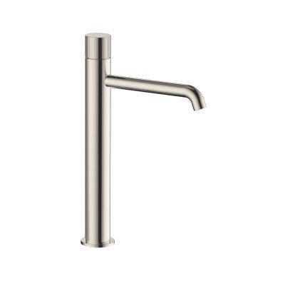 Vøra | FJORD - Hoge Wastafelkraan (Drukknop) - Geborsteld nikkel (met groef) - Tegeleend